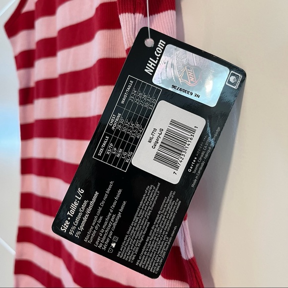 NHL | NWT Calgary Flames Tank Top - Picture 11 of 11